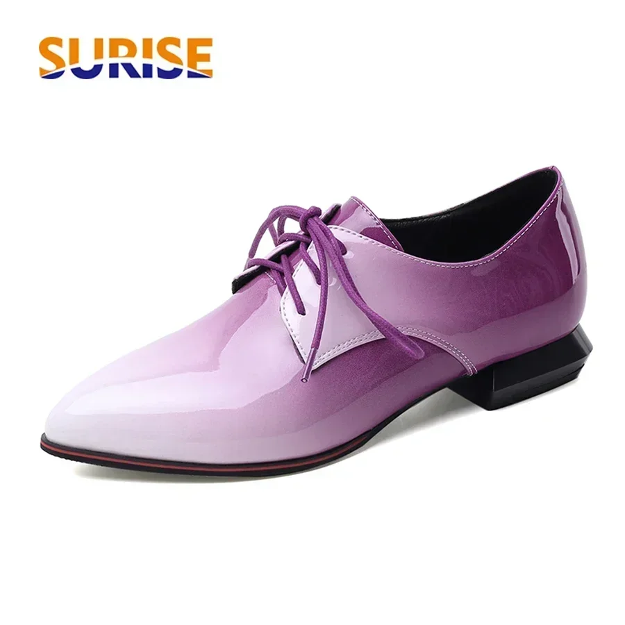 Oxford Shoes Brogue - ผู้หญิงอังกฤษOxfords Gradientสีแดงสีม่วงสิทธิบัตรหนังรองเท้าสบายๆสุภาพสตรีPointed Toe Lace-Up Brogue Derbies