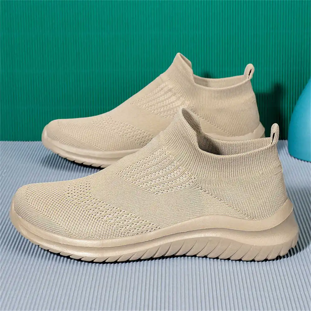 Beige Soft ใหม่รองเท้าเทนนิส M - Mens Fashion In 40S บทวิจารณ์และราคา
