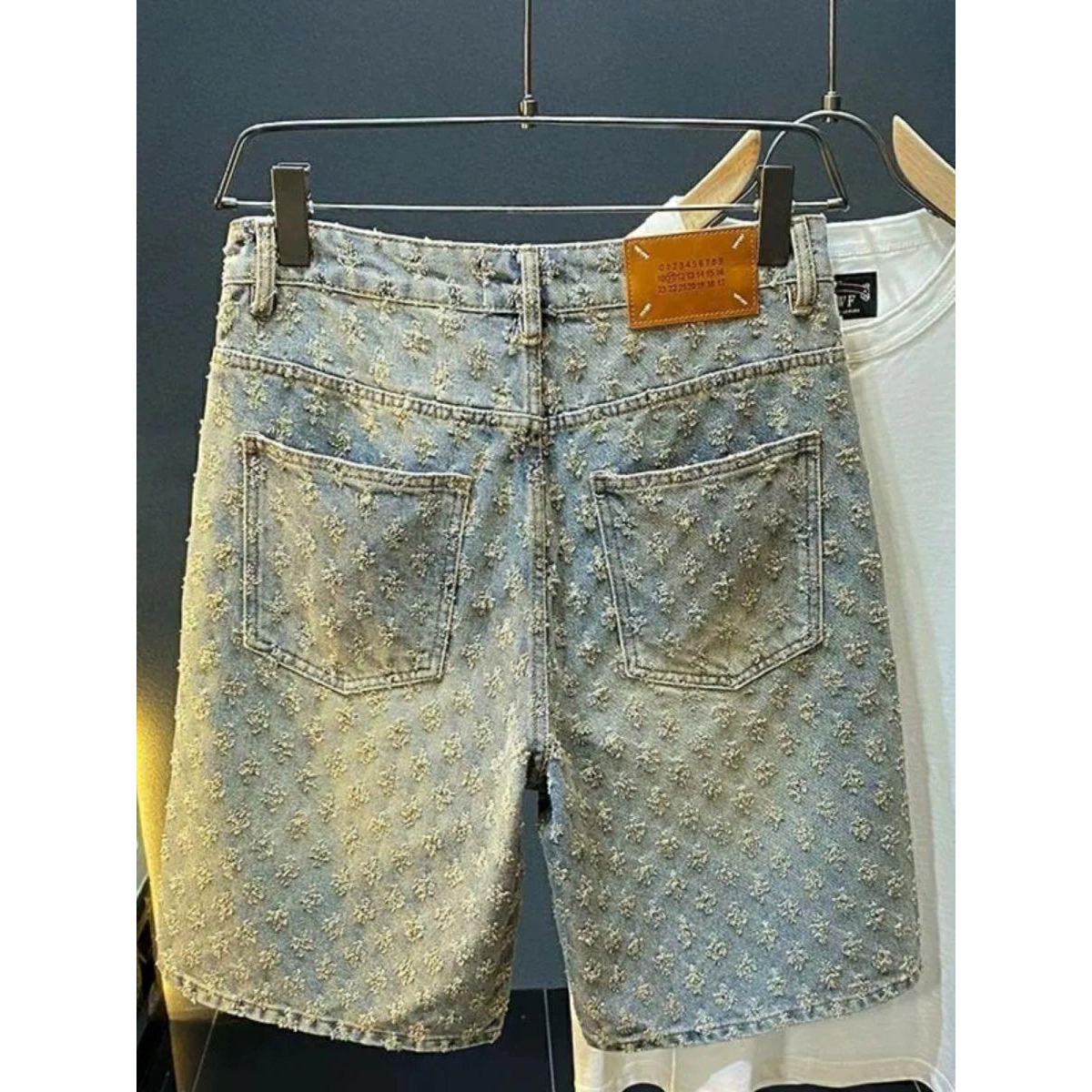 กางเกงยีนส์ขาสั้นผู้ชายสไตล์ลำ - Men Fashion Jeans บทวิจารณ์และราคา