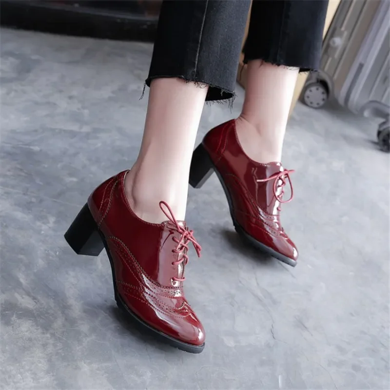 รองเท้าอ๊อกซฟอร์ดสตรีสไตล์อังก - Oxford Shoes Brogue บทวิจารณ์และราคา