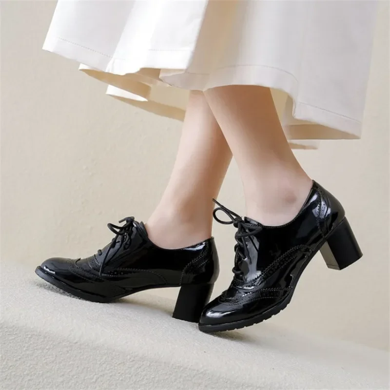 รองเท้าอ๊อกซฟอร์ดสตรีสไตล์อังก - Oxford Shoes Brogue บทวิจารณ์และราคา